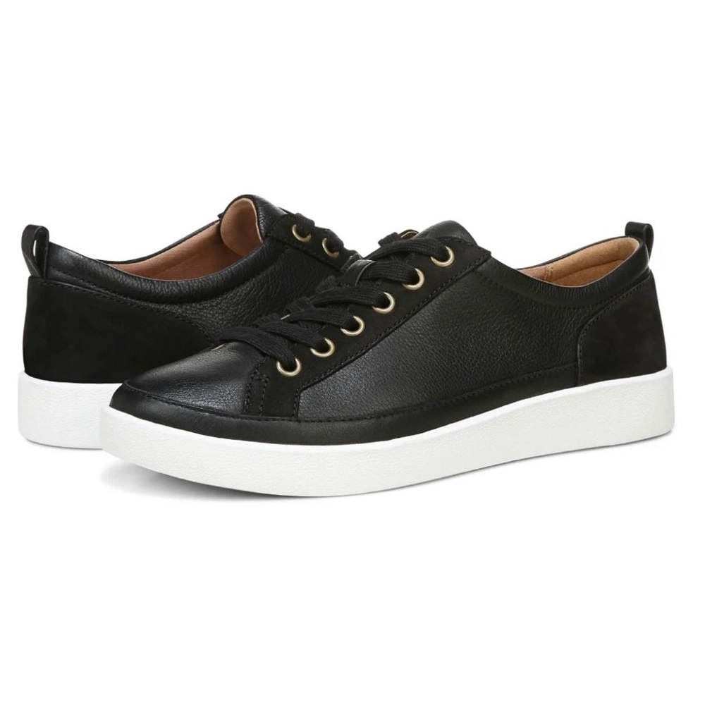 NIB Vionic Winny Black Onyx Leather Sneakers Size 8